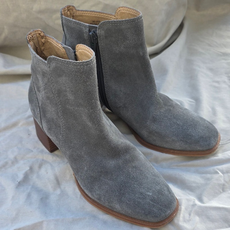 Lucky Brand Lk-Lilye Gray Suede Leather Ankle Boots Womens Size 6.5 M Western